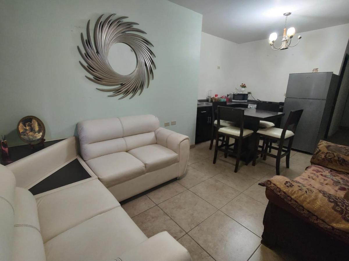 エルモシヨLa Quinta Departamento Completoアパートメント エクステリア 写真