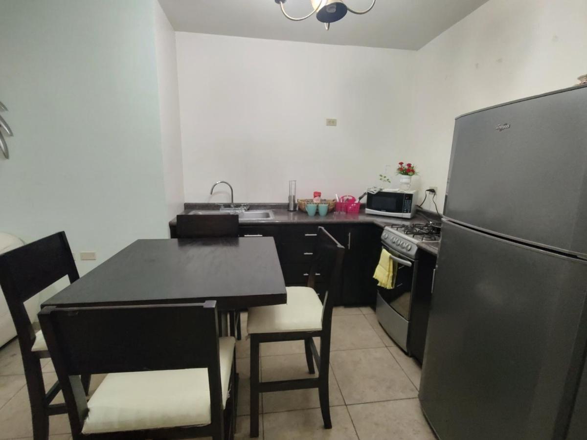 エルモシヨLa Quinta Departamento Completoアパートメント エクステリア 写真
